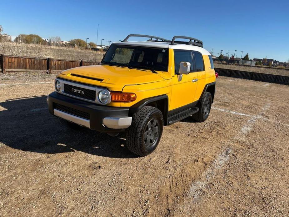 used 2007 Toyota FJ Cruiser car, priced at $13,999