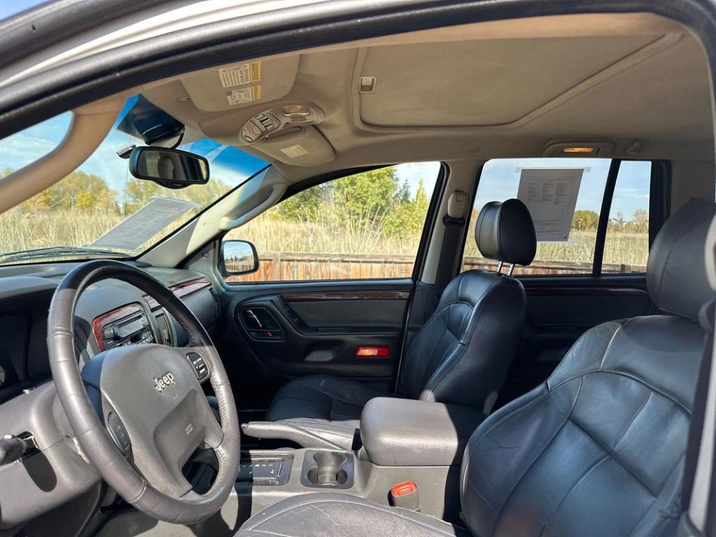 used 2002 Jeep Grand Cherokee car, priced at $4,999