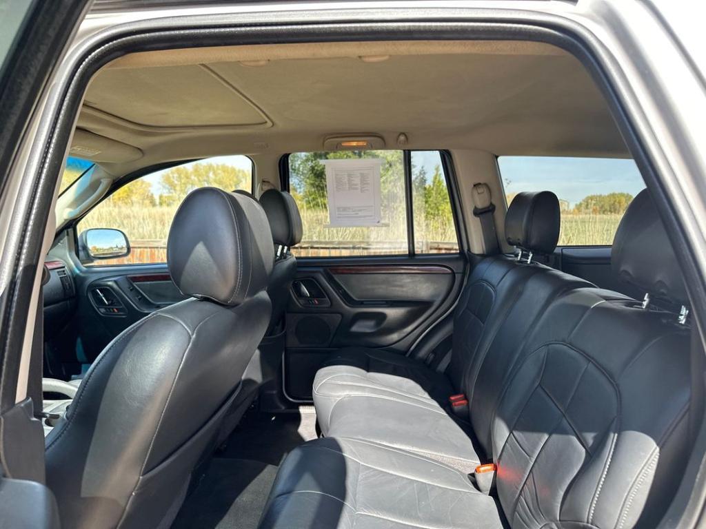 used 2002 Jeep Grand Cherokee car, priced at $4,999