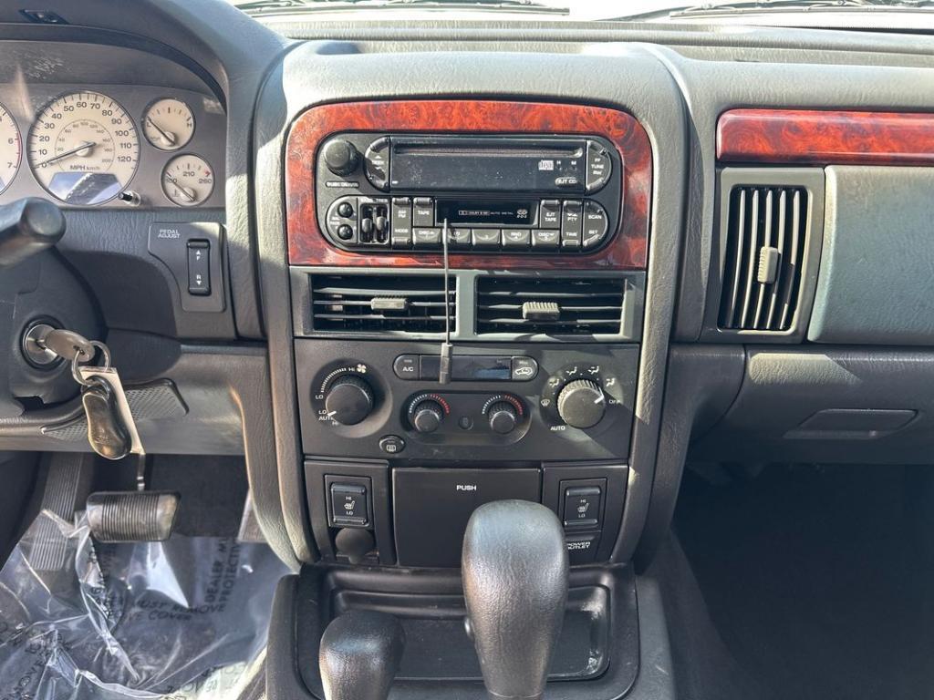 used 2002 Jeep Grand Cherokee car, priced at $4,999