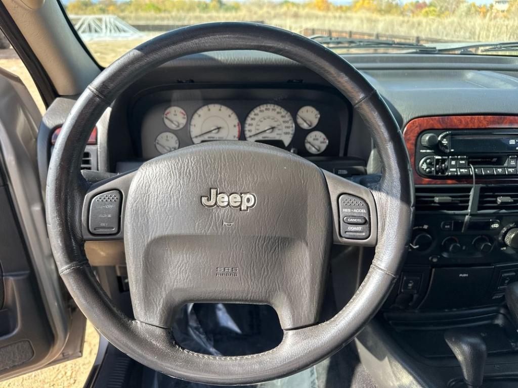 used 2002 Jeep Grand Cherokee car, priced at $4,999