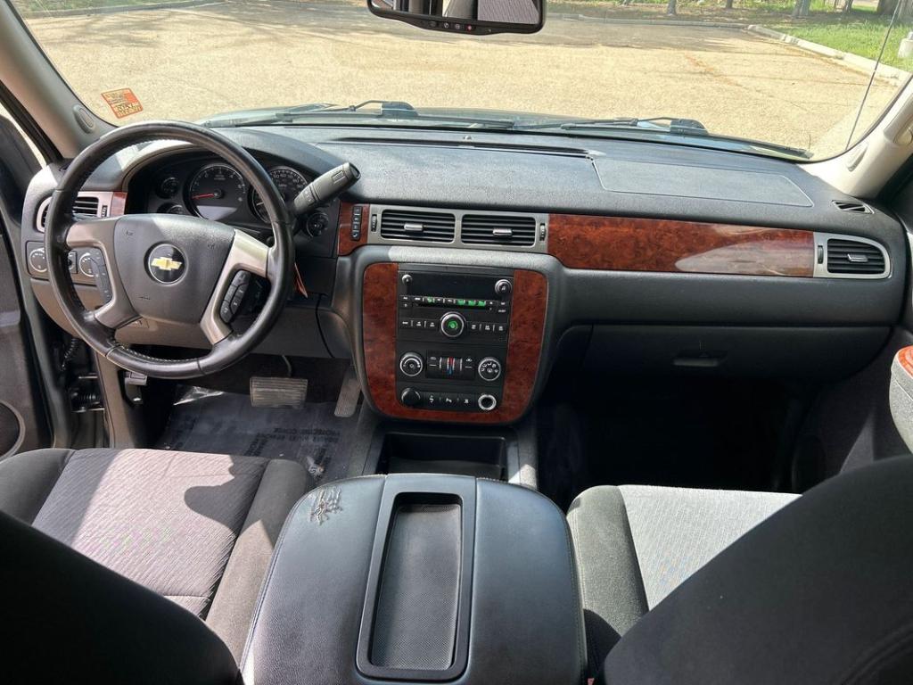used 2011 Chevrolet Avalanche car, priced at $9,999
