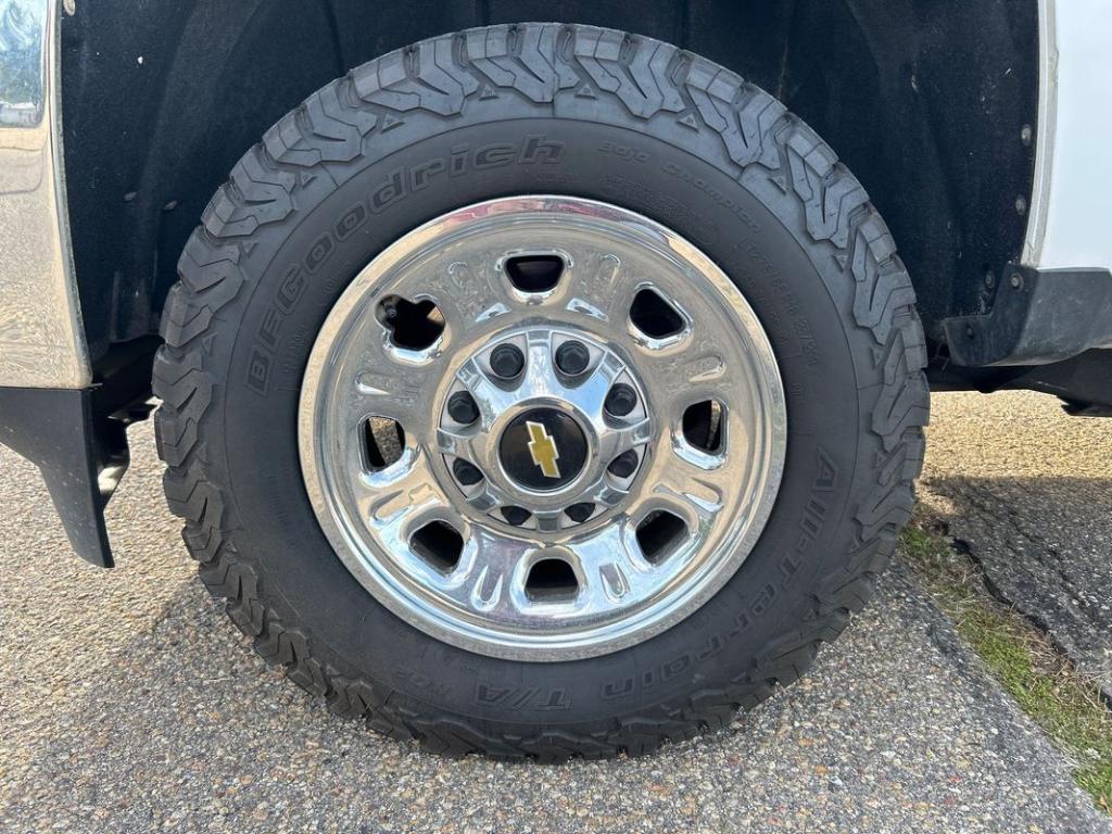 used 2015 Chevrolet Silverado 2500 car, priced at $24,999