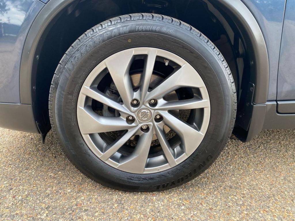 used 2015 Nissan Rogue car, priced at $7,499