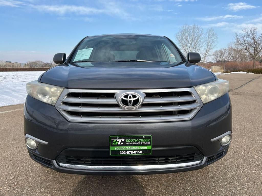 used 2011 Toyota Highlander car, priced at $8,999