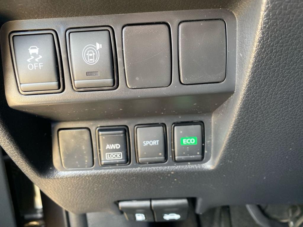 used 2017 Nissan Rogue car, priced at $10,499