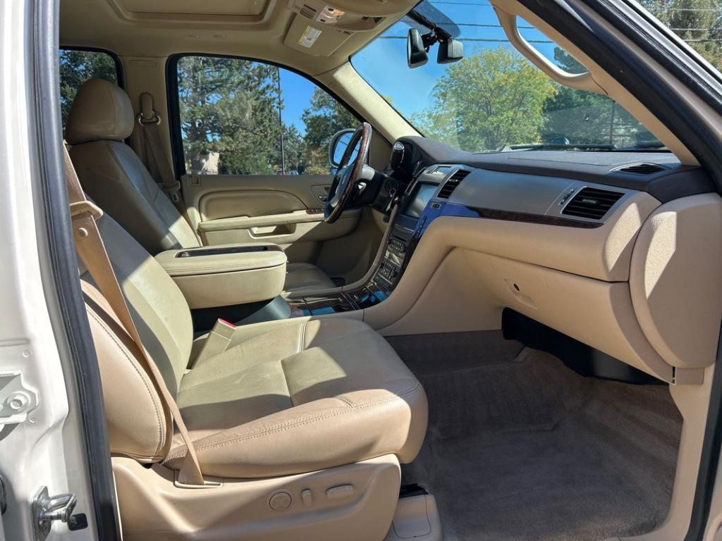 used 2012 Cadillac Escalade car, priced at $13,999