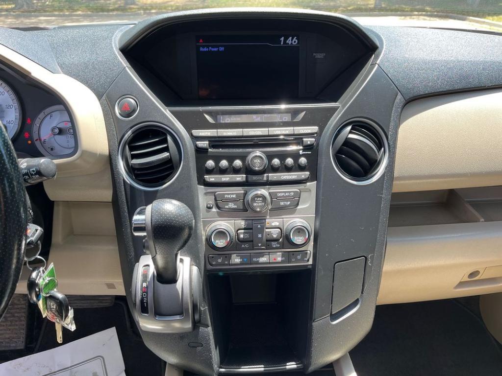 used 2014 Honda Pilot car, priced at $10,999