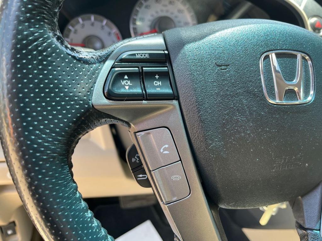 used 2014 Honda Pilot car, priced at $10,999