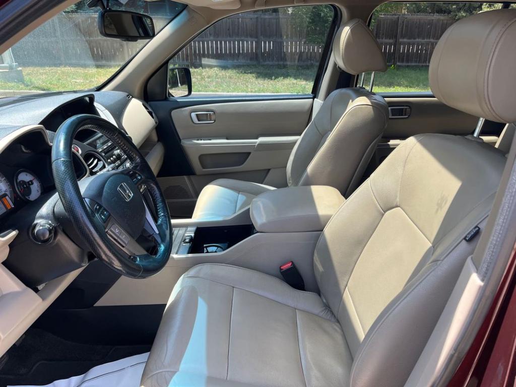 used 2014 Honda Pilot car, priced at $10,999