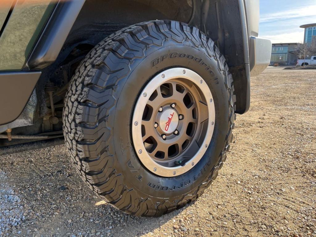 used 2010 Toyota FJ Cruiser car, priced at $22,999