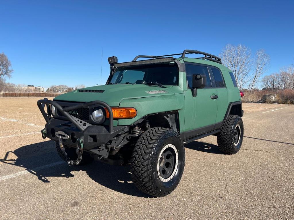 used 2007 Toyota FJ Cruiser car, priced at $16,999