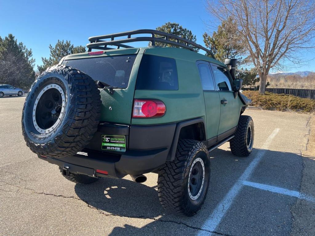 used 2007 Toyota FJ Cruiser car, priced at $16,999