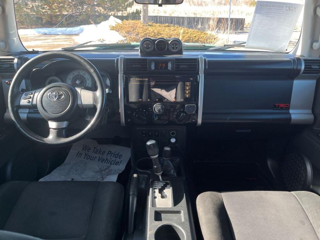 used 2007 Toyota FJ Cruiser car, priced at $16,999