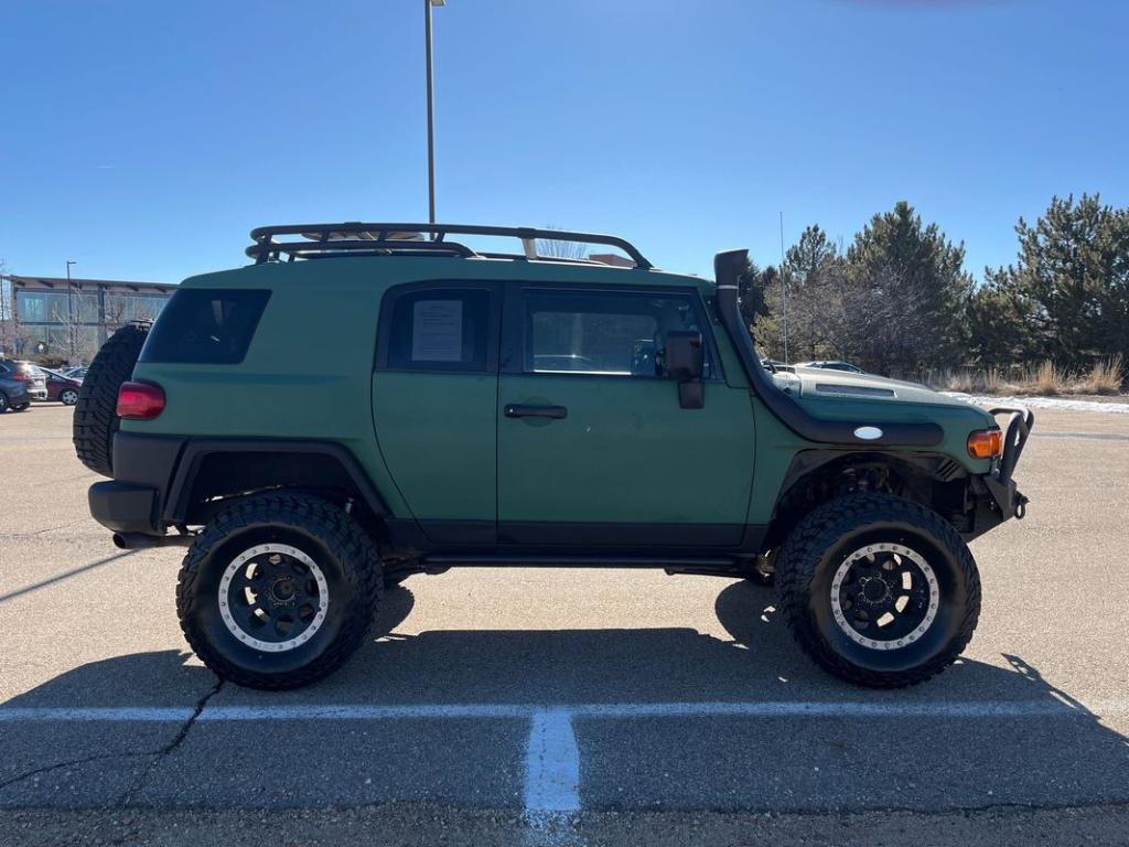 used 2007 Toyota FJ Cruiser car, priced at $16,999