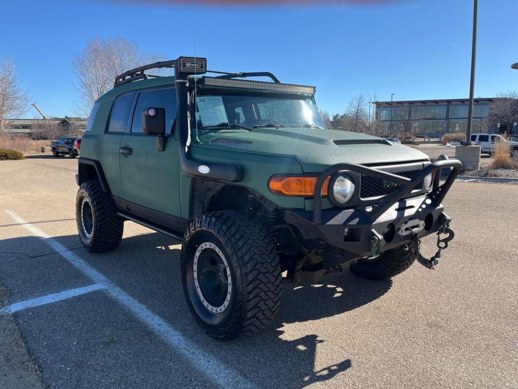 used 2007 Toyota FJ Cruiser car, priced at $16,999