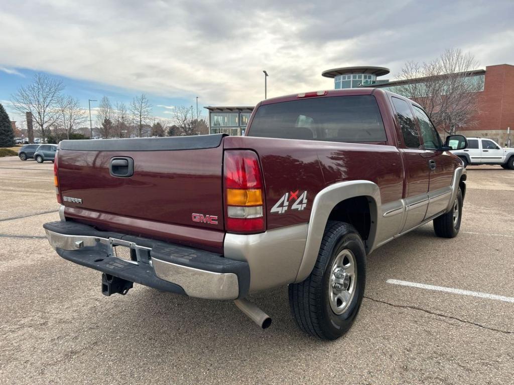 used 2000 GMC Sierra 1500 car, priced at $7,999