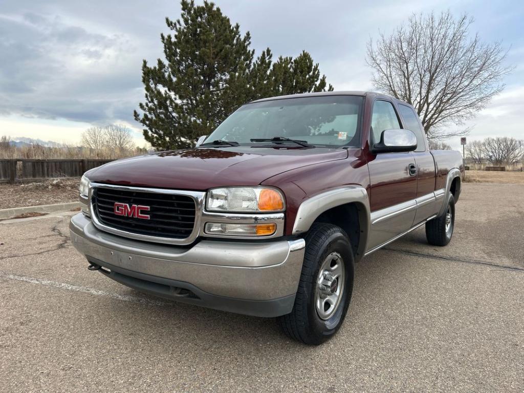 used 2000 GMC Sierra 1500 car, priced at $7,999