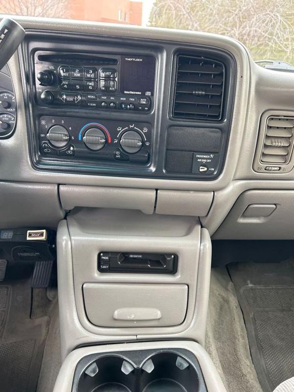 used 2000 GMC Sierra 1500 car, priced at $7,999