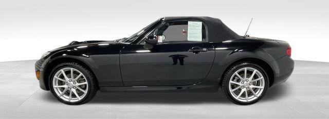 used 2009 Mazda MX-5 Miata car, priced at $11,250