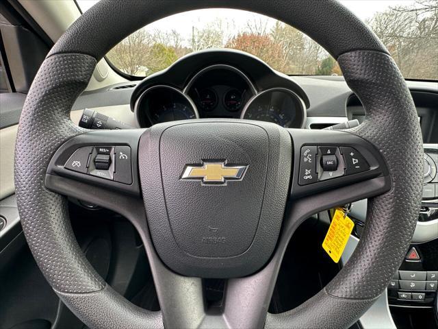 used 2016 Chevrolet Cruze Limited car, priced at $13,995