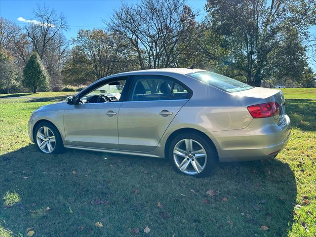 used 2013 Volkswagen Jetta car, priced at $9,995