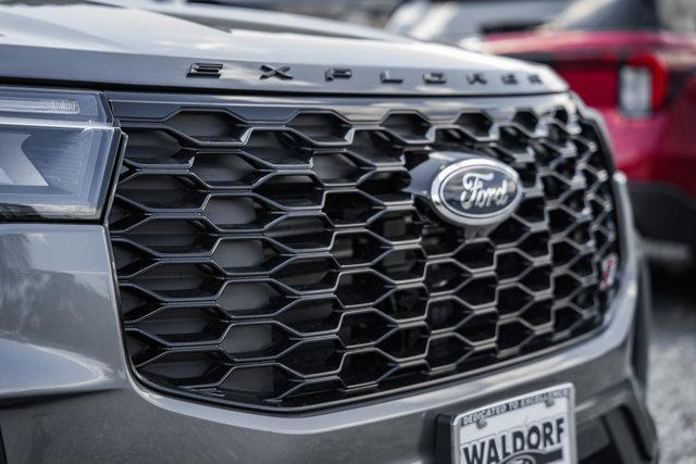 new 2025 Ford Explorer car, priced at $52,085