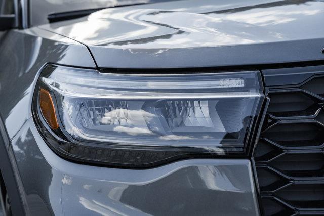 new 2025 Ford Explorer car, priced at $52,085