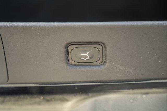new 2025 Ford Expedition car, priced at $70,155