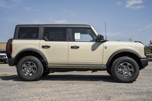 new 2025 Ford Bronco car, priced at $44,336