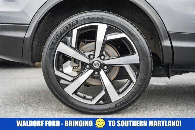 used 2020 Nissan Rogue Sport car, priced at $18,000