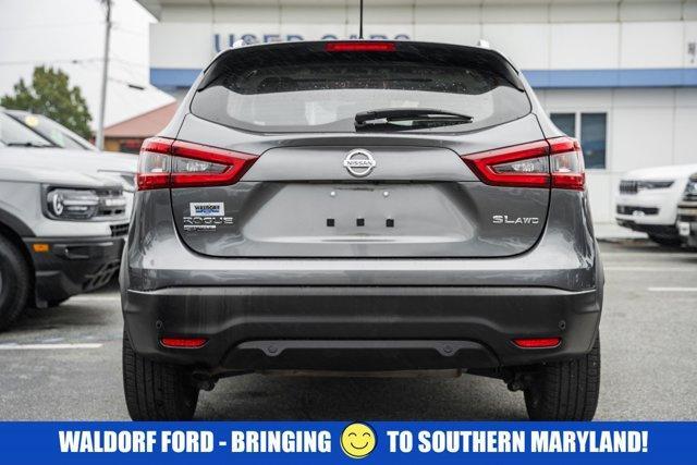 used 2020 Nissan Rogue Sport car, priced at $18,000