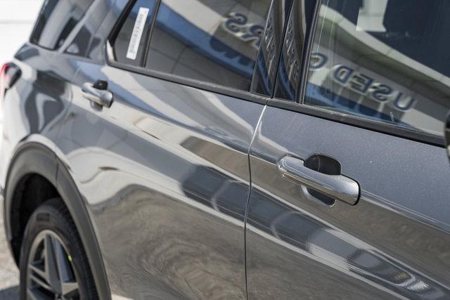 new 2025 Ford Explorer car, priced at $53,655