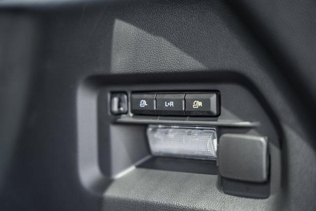 new 2025 Ford Explorer car, priced at $51,567