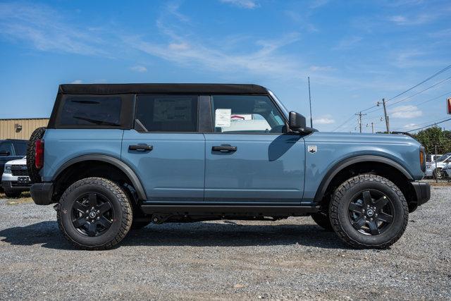 new 2025 Ford Bronco car, priced at $44,526