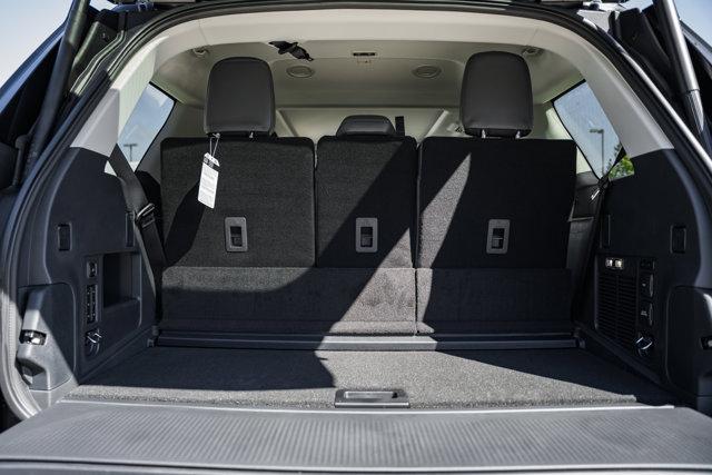 new 2025 Ford Expedition car, priced at $66,077