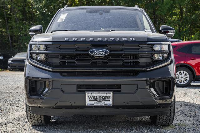 new 2025 Ford Expedition car, priced at $66,077
