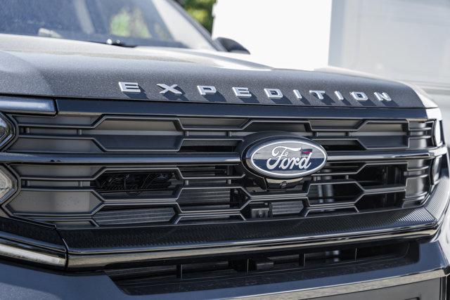 new 2025 Ford Expedition car, priced at $66,077