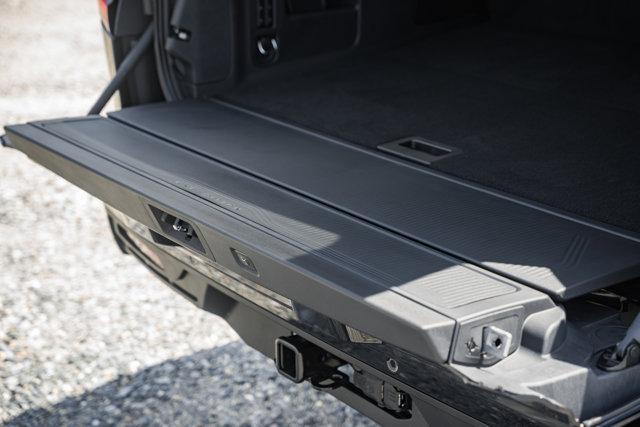 new 2025 Ford Expedition Max car, priced at $73,670