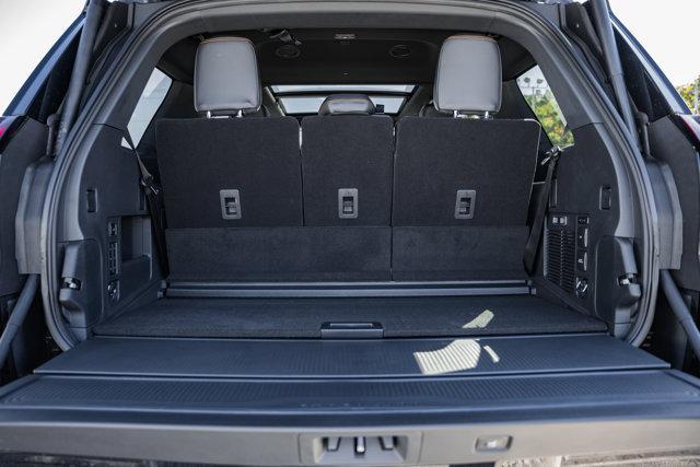 new 2025 Ford Expedition car, priced at $76,613