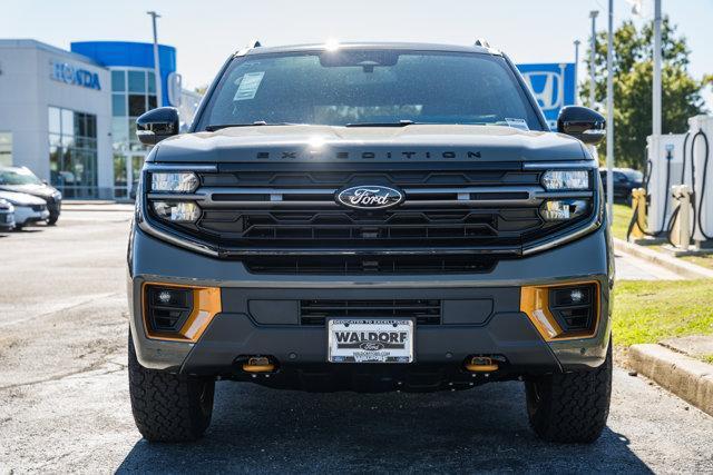 new 2025 Ford Expedition car, priced at $76,613