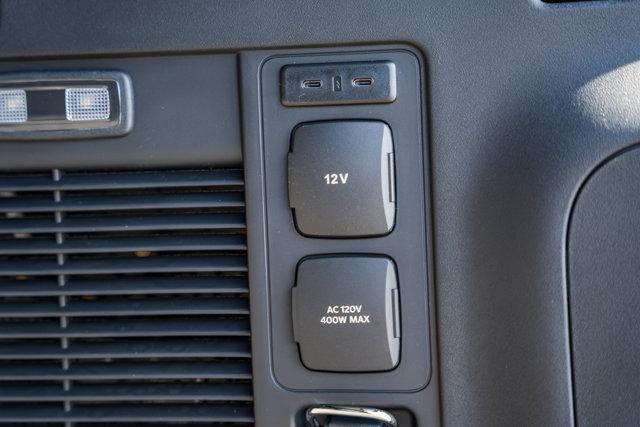 new 2025 Ford Expedition car, priced at $76,613