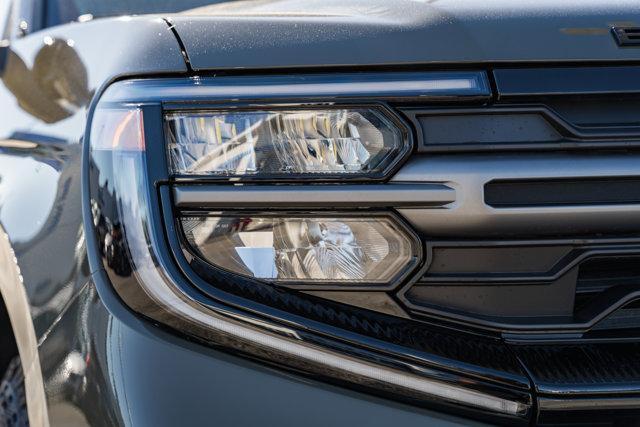 new 2025 Ford Expedition car, priced at $76,613