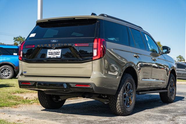 new 2025 Ford Expedition car, priced at $76,613