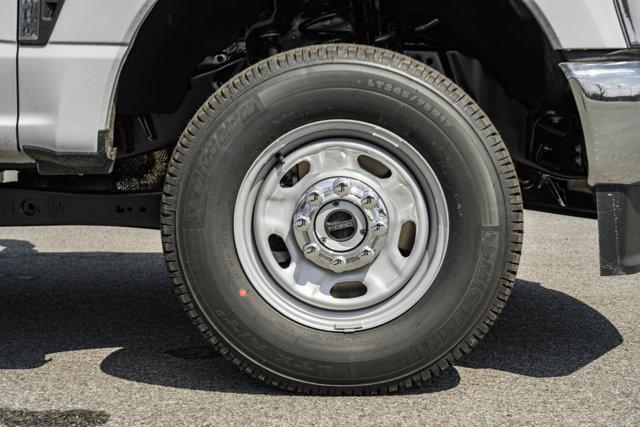 new 2024 Ford F-250 car, priced at $49,114