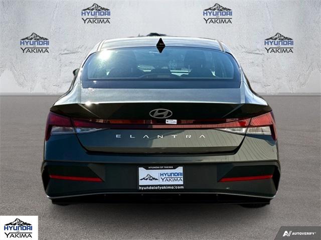 new 2024 Hyundai Elantra car, priced at $24,419