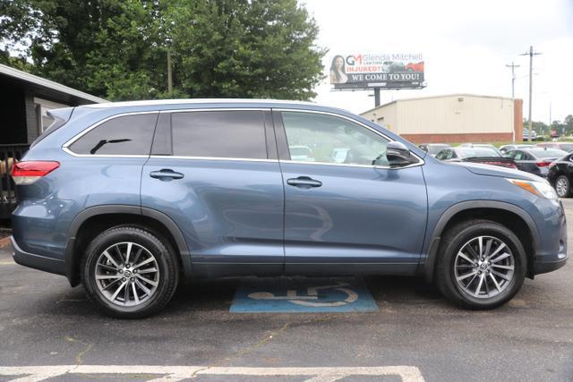 used 2019 Toyota Highlander car, priced at $21,999