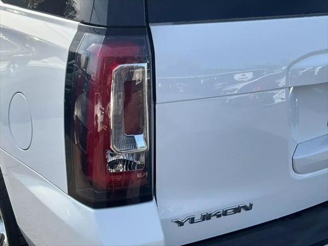 used 2016 GMC Yukon car, priced at $19,999