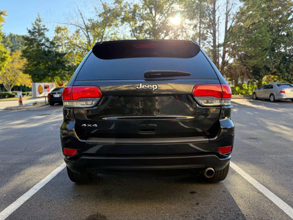 used 2015 Jeep Grand Cherokee car, priced at $12,999