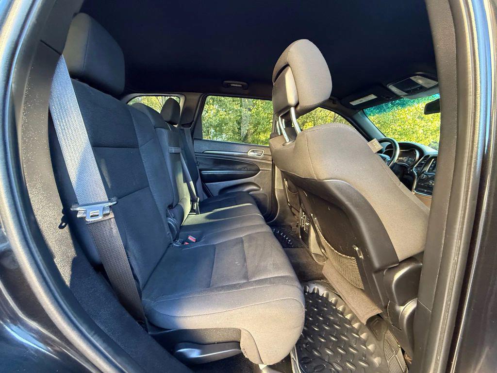 used 2015 Jeep Grand Cherokee car, priced at $12,999